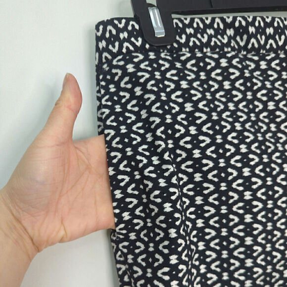 Mario Serrani Italy Tummy Control Comfort Stretch Shorts Black White Size 10 NWT - Picture 4 of 8